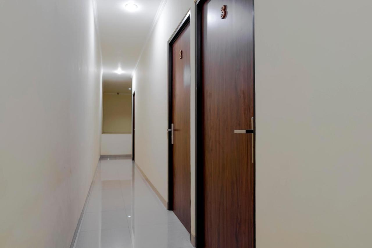 Reddoorz @ Jalan Biak Roxy ג'קרטה מראה חיצוני תמונה