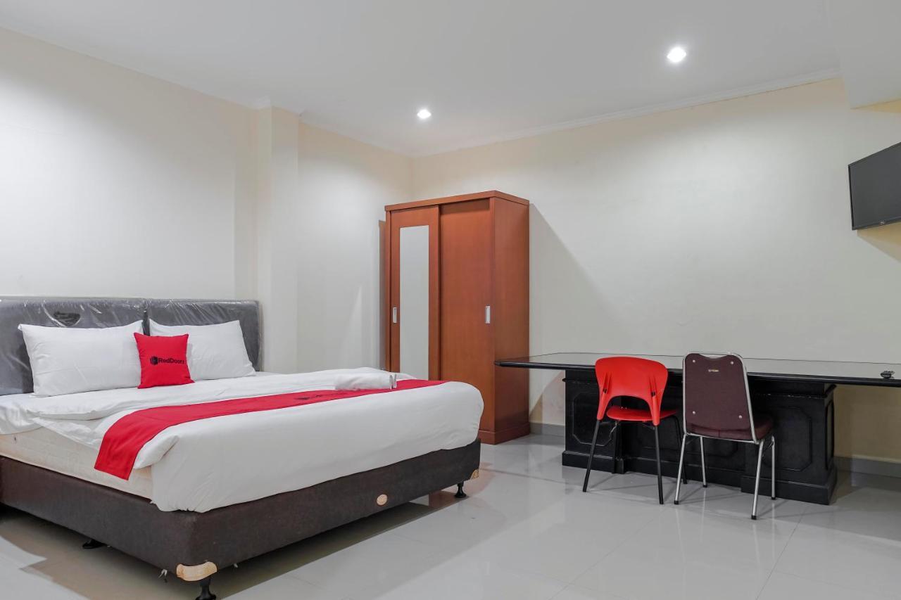 Reddoorz @ Jalan Biak Roxy ג'קרטה מראה חיצוני תמונה